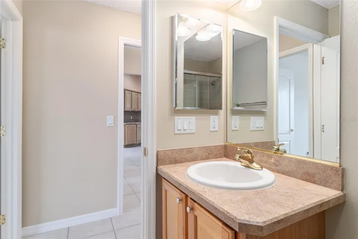 BATHROOM #2