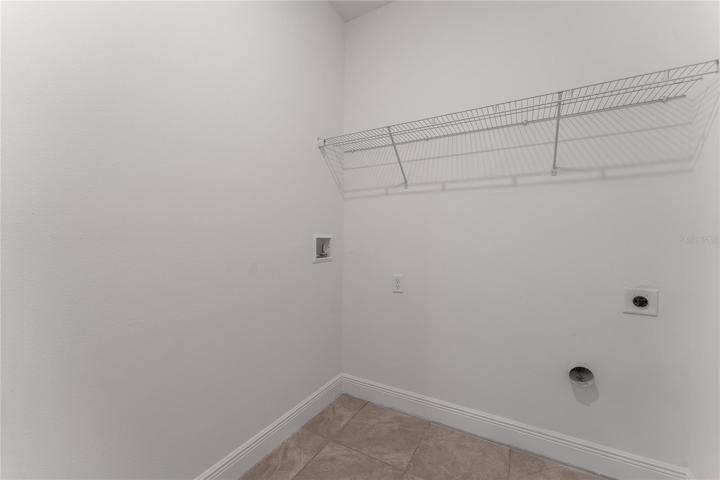 MODEL HOME