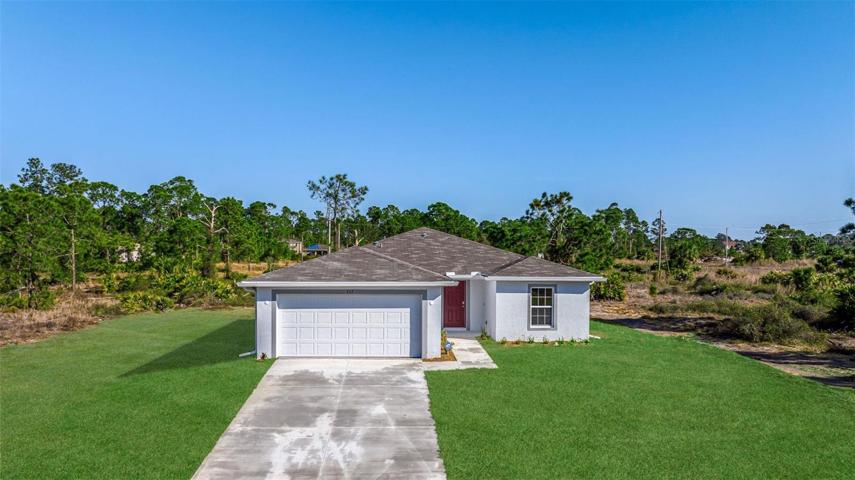 Photo of model home. This is not the home being built. For representation only.