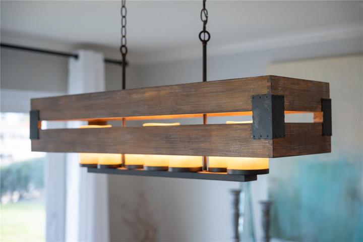 elements of rustic wood mixed with coastal decor