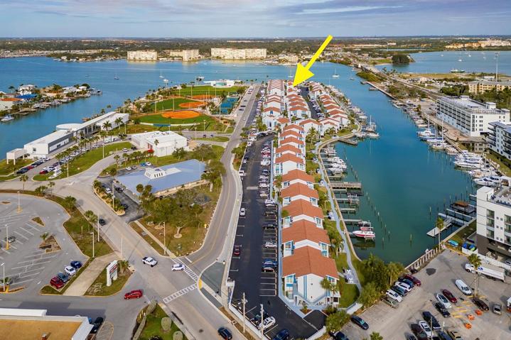 Boat rentals availableFreedom Boat Club