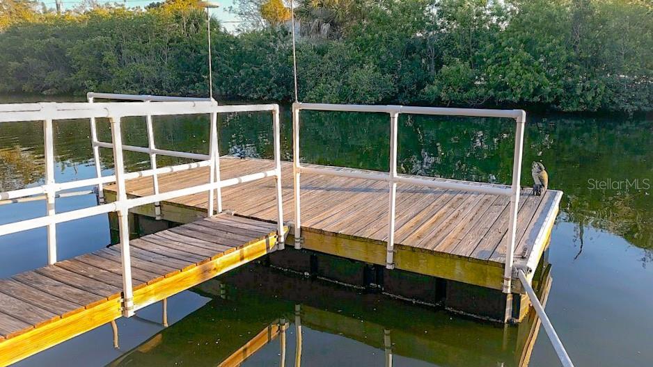 Floating Dock