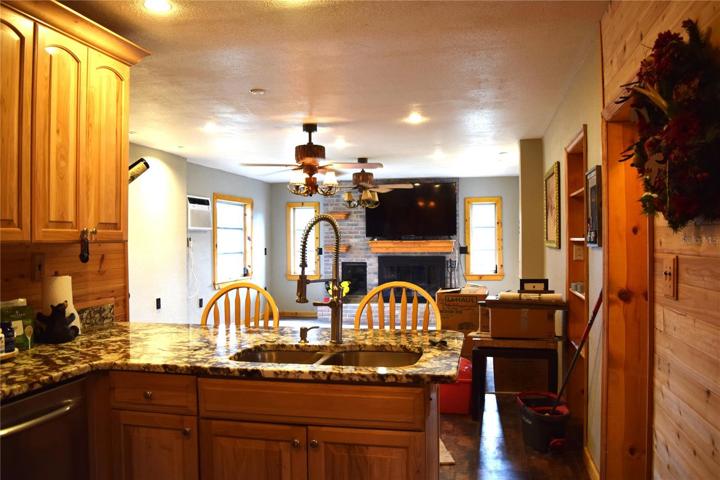 Kitchen to great room