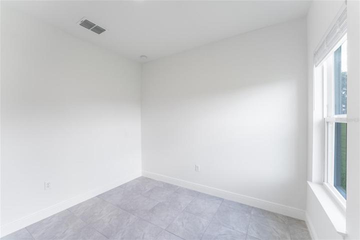 MODEL HOME