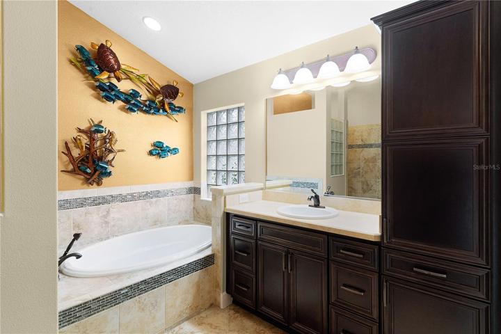 En Suite Bathroom