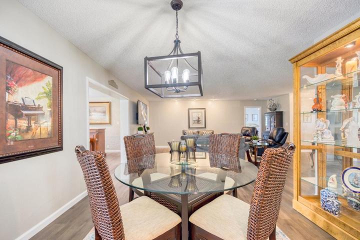Dining L off living room & adjacent to kitchen~
