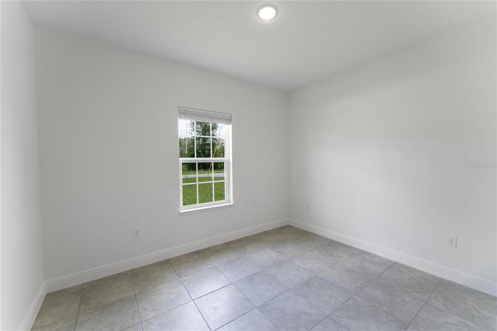 MODEL HOME