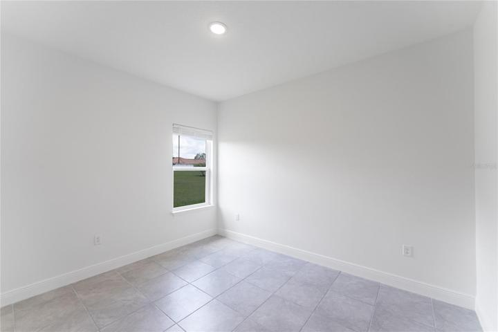 MODEL HOME