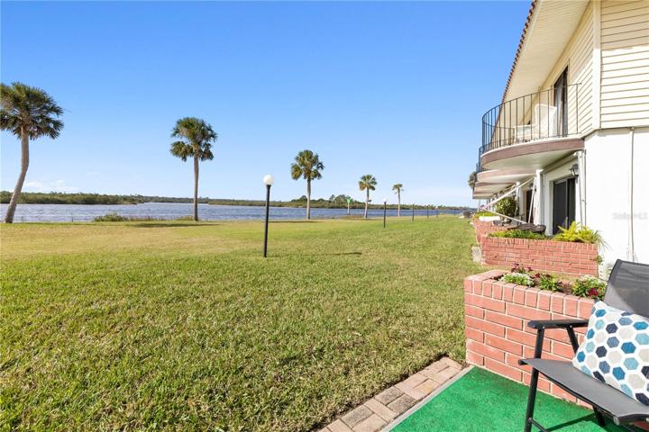 Panoramic Water views