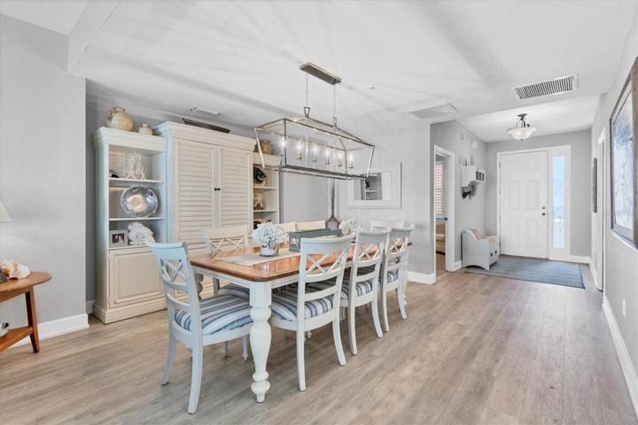 Large Dining Area!