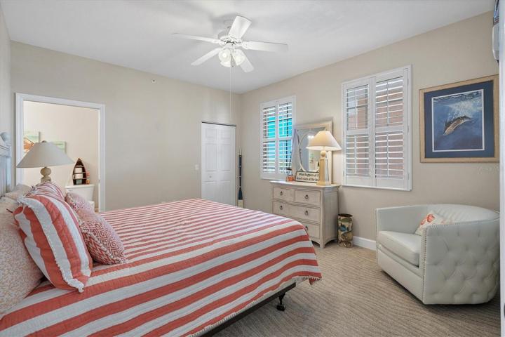 Guest Bedroom with En-Suite Bathroom!