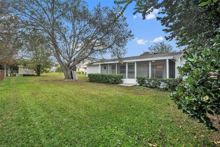 The backyard is completely fenced in with a 4 foot fence all around the backyard in case the new owner has a dog. This neighborhood is super dog friendly and is welcoming of all pets.