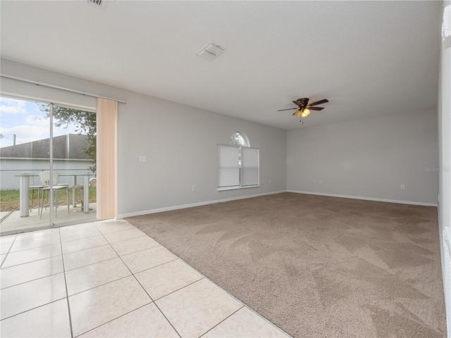 Family Room/ Dinette