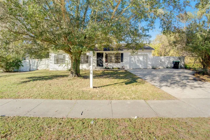CORNER LOT HOME