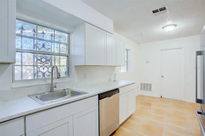 NEW KITCHEN