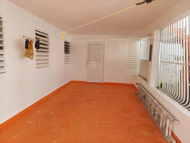 Carport Unit 1/Marquesina Unidad 1