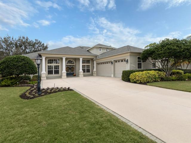 2269 Sonoma with three car garage
