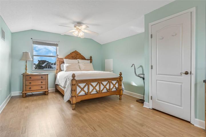 Upstairs Bonus Room/Bedroom