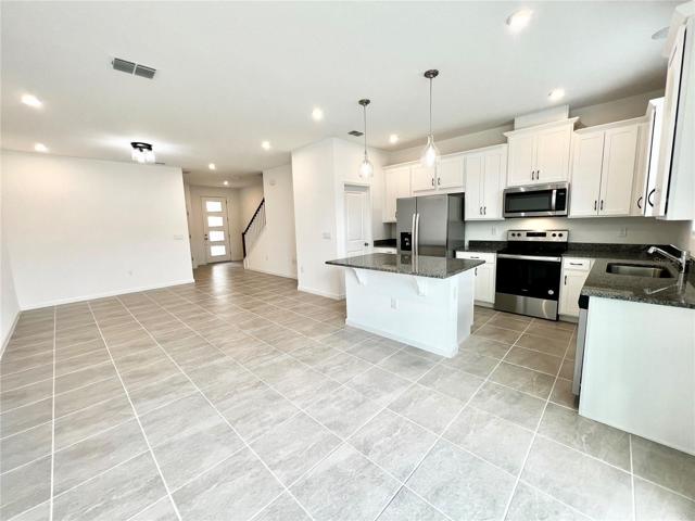 Kitchen & living room integrated