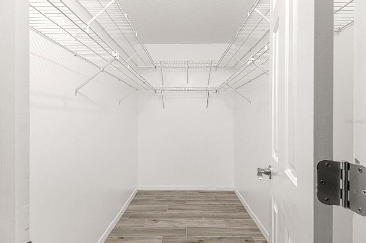 Walk in Closet