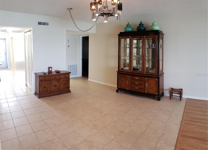 Dinning Room Area.