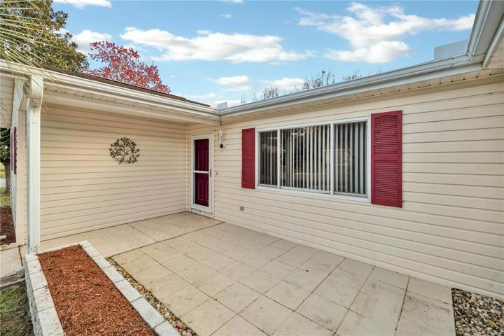 Front Porch/ Entry - Come on in