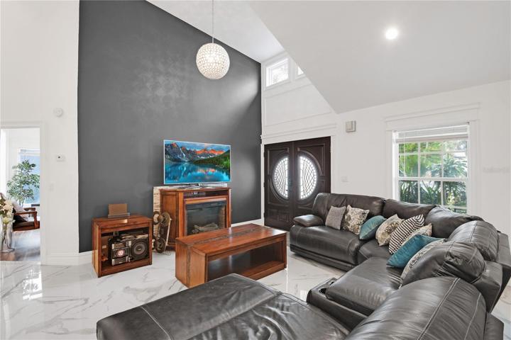 Living Rm