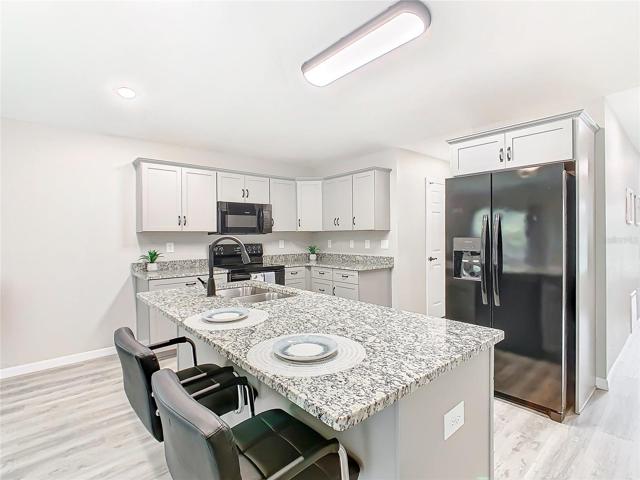 Breakfast bar and kitchen