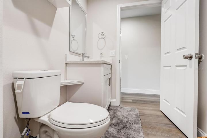 2nd Bathroom