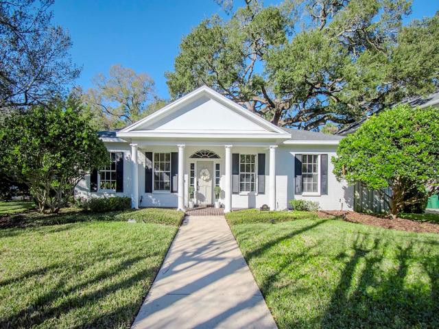 Two story floor plan front entry Swann ave side garage entry manhattan ave