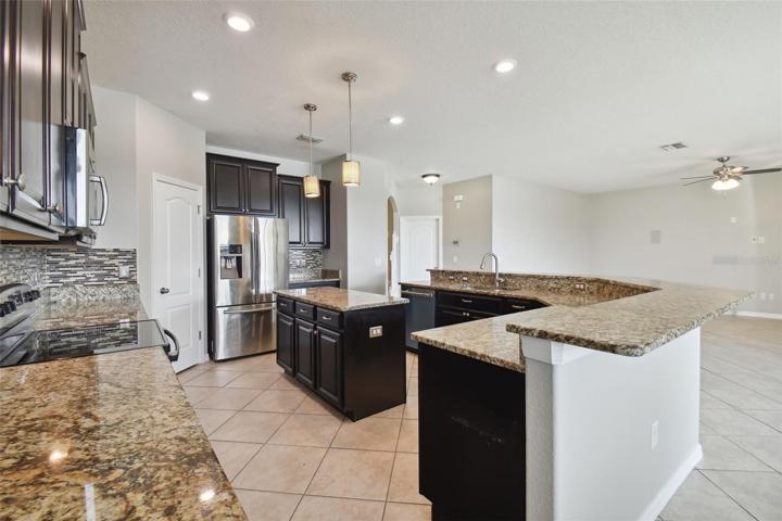View towards the kitchen.