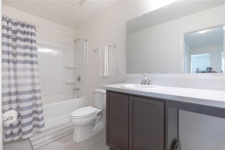 SECOND FLOOR BATHROOM