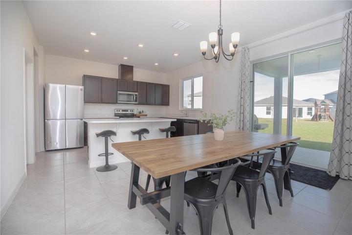 DINNING/ KITCHEN