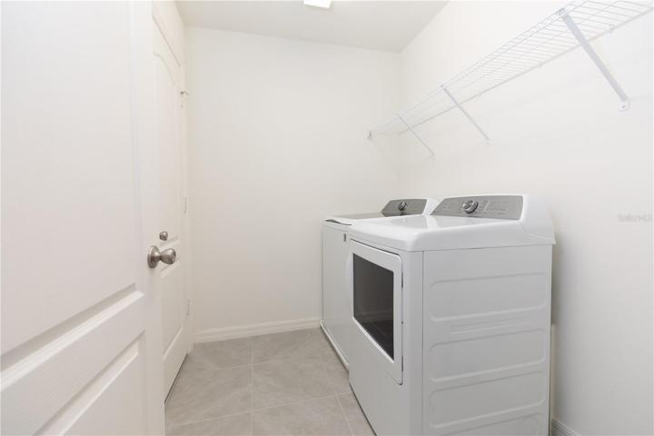 LAUNDRY SECOND FLOOR