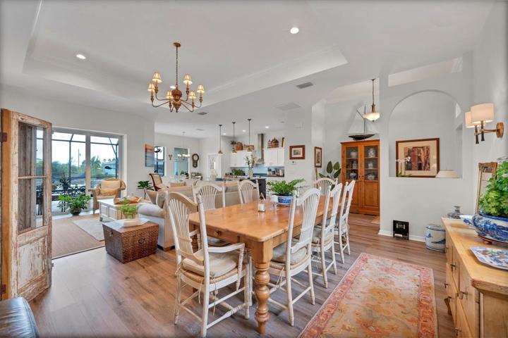 Open floor plan. Bright & Airy.