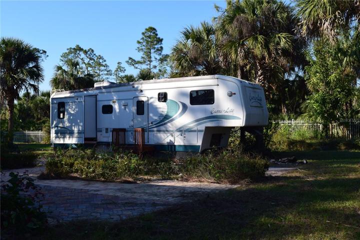 trailer is included in sale