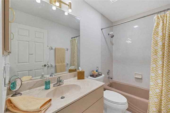 2nd bath with combo shower/tub and new toilet
