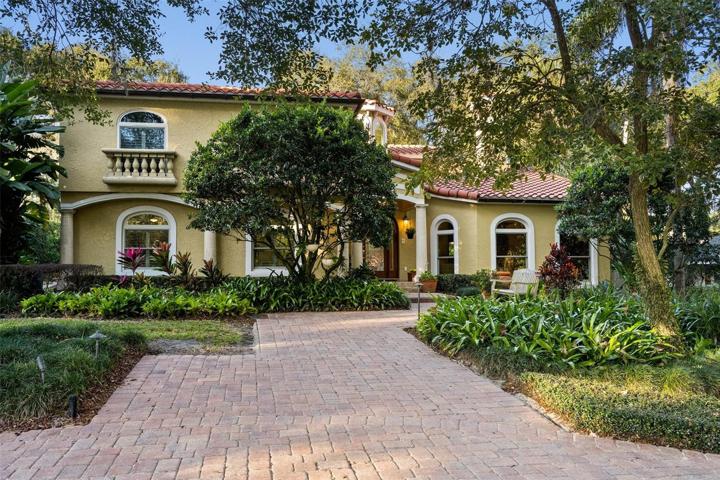 Welcome to your very own Italian villa