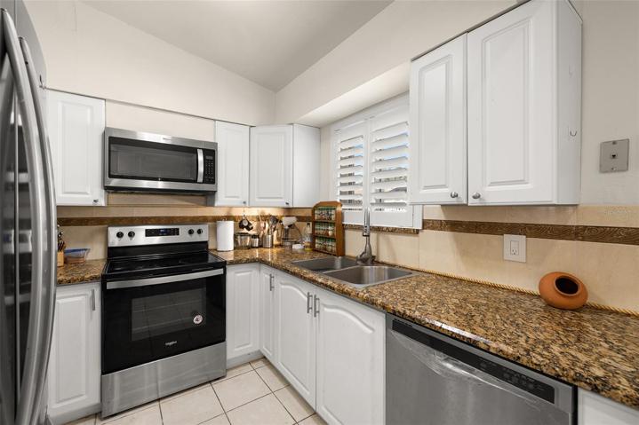 Organized layout in kitchen