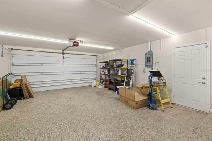 Epoxy floors in garage