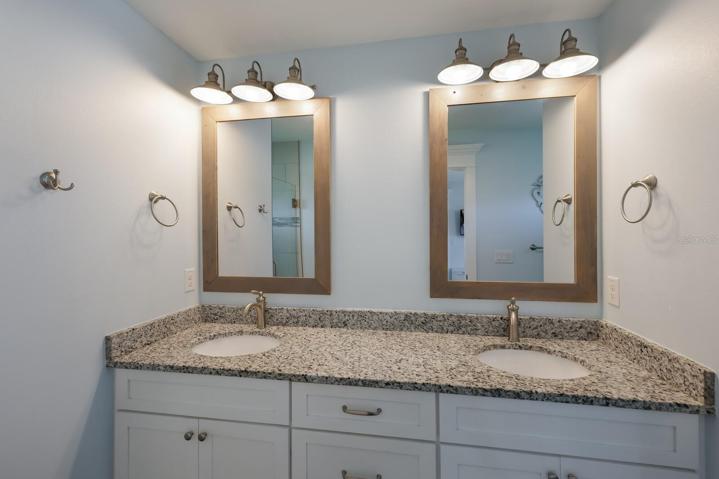 Third Floor Master Bathroom