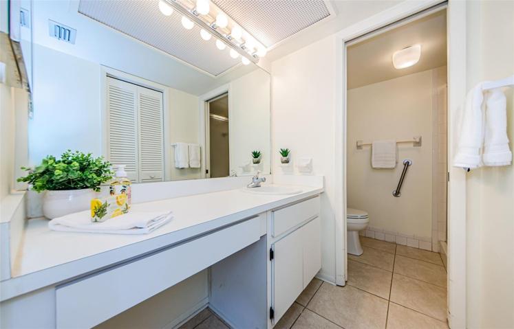 En Suite Bathroom