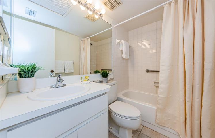 Bathroom #2