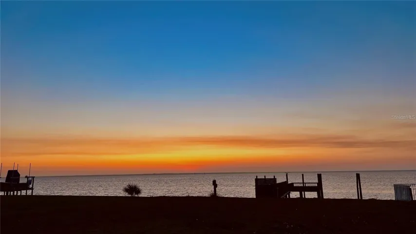 rear view/ real sunset