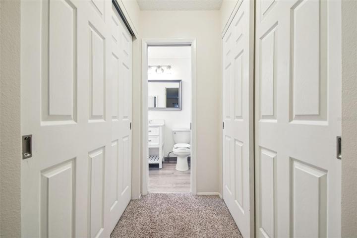 2 Closets in Primary