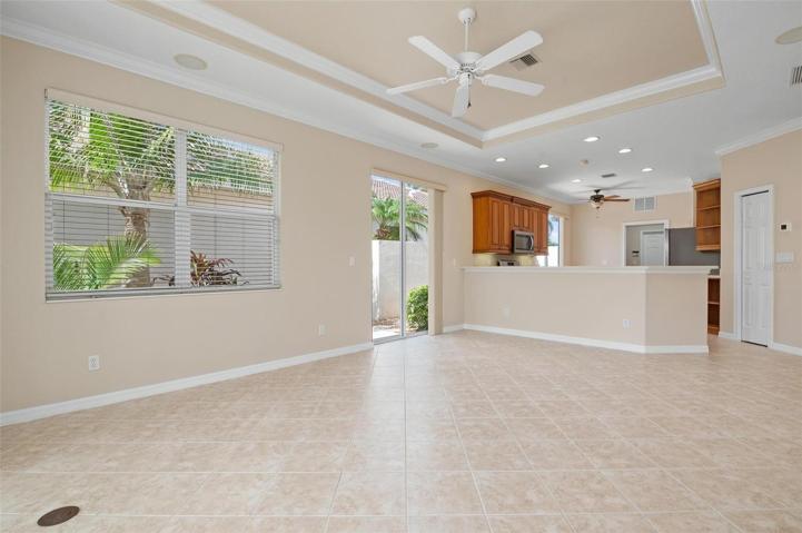Great Room w/Kitchen