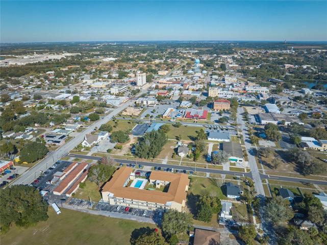 Centrally located in Lake Wales