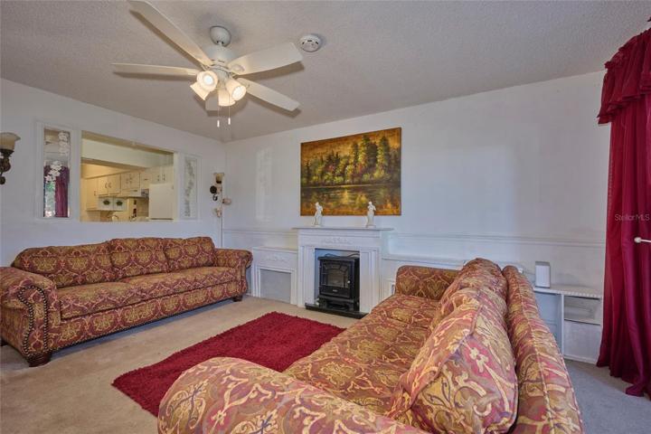 Decorative fireplace