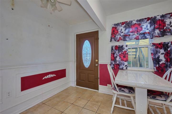 Foyer and eating space in the kitchen