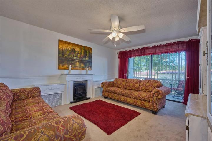 Large living space with sliding door to the lanai